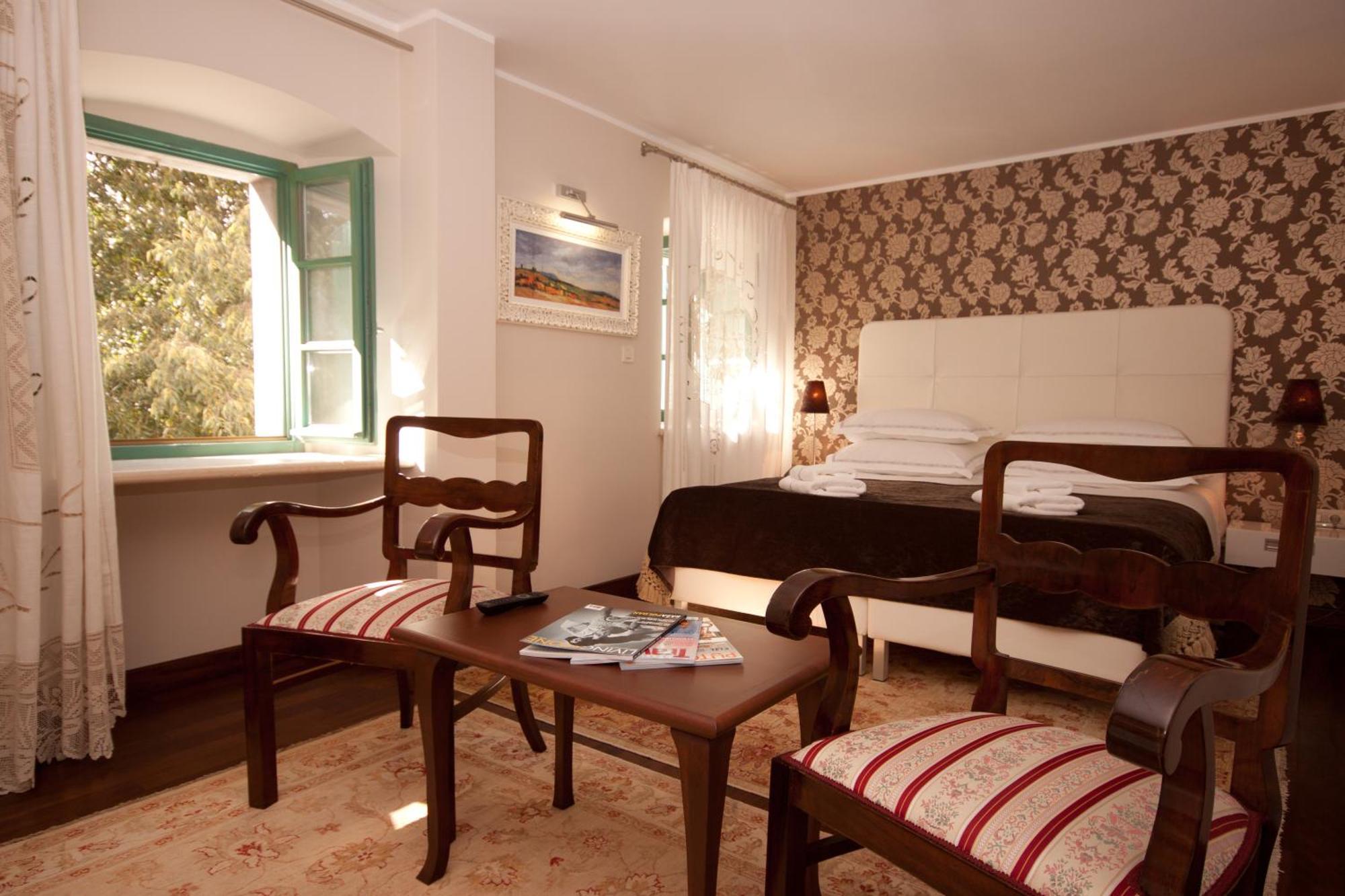 Boutique Hotel Vela Vrata بوزت المظهر الخارجي الصورة
